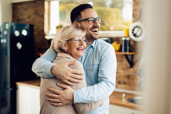 Considering CBD for Your Parents or Loved Senior? Here's What You Need to Know