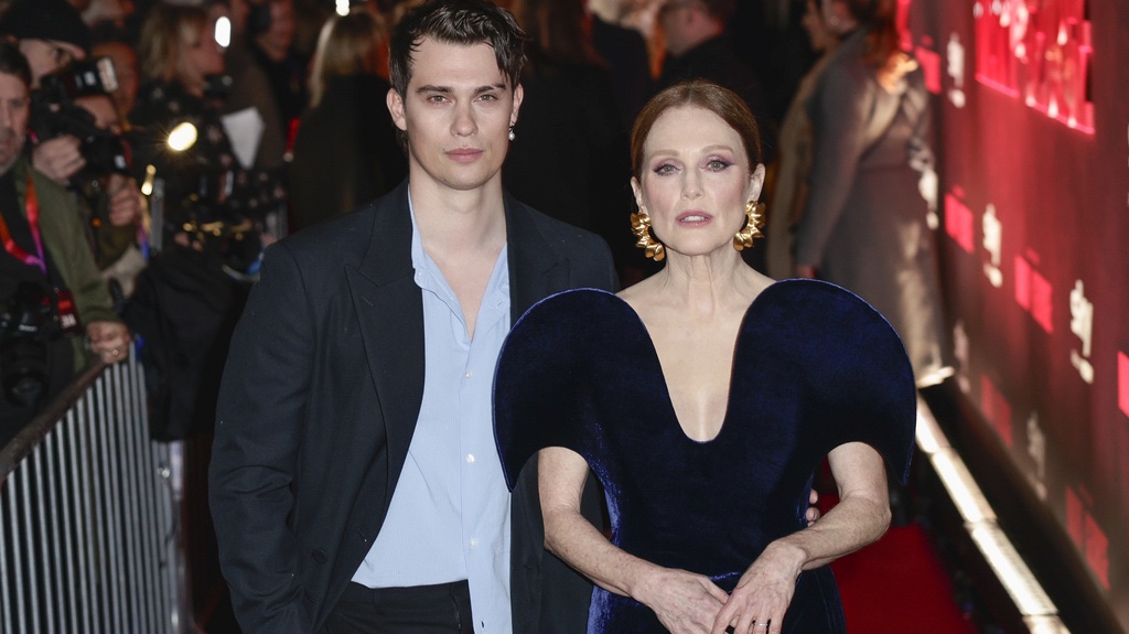 Q&A: Julianne Moore and Nicholas Galitzine Set Out to Seduce a King in 'Mary & George'